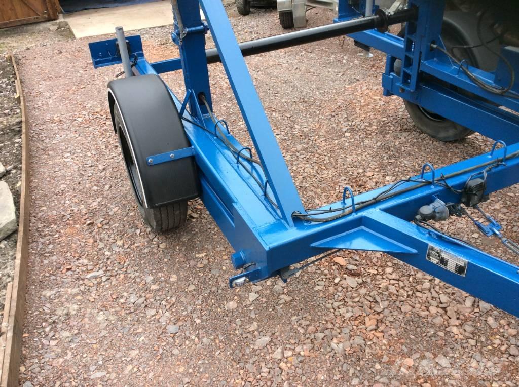  Seb  CD60 Citas piekabes