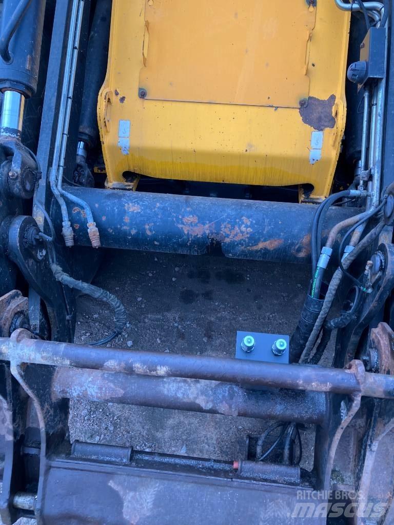 JCB 426 E HT Iekrāvēji uz riteņiem