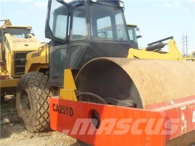 Dynapac CA 251 D Vienvalča grunts veltņi