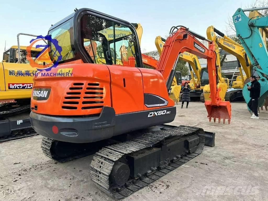 Doosan DX 60 Mini ekskavatori < 7 t