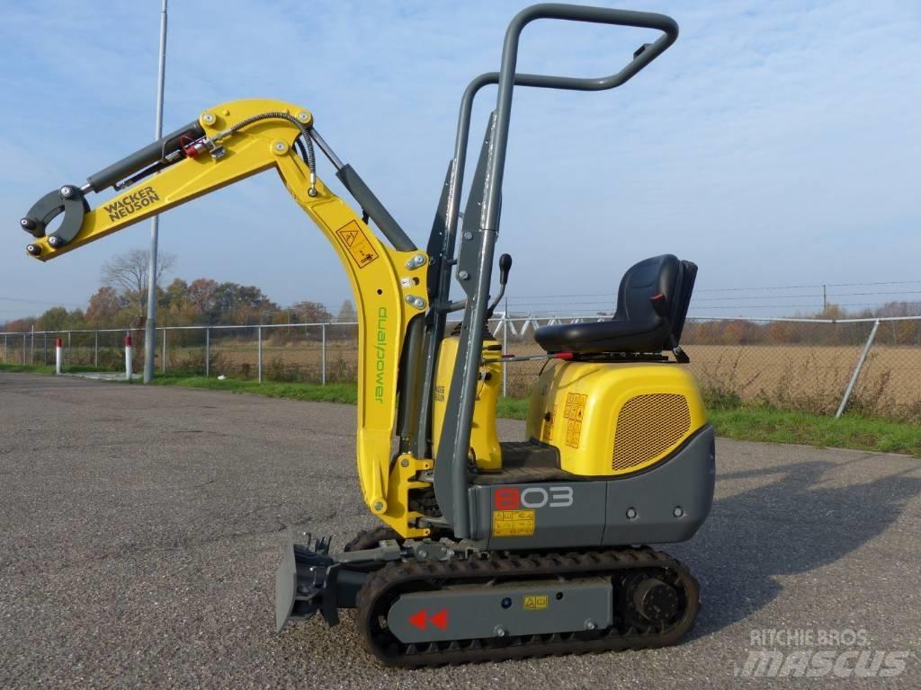 Wacker Neuson 803 Mini ekskavatori < 7 t