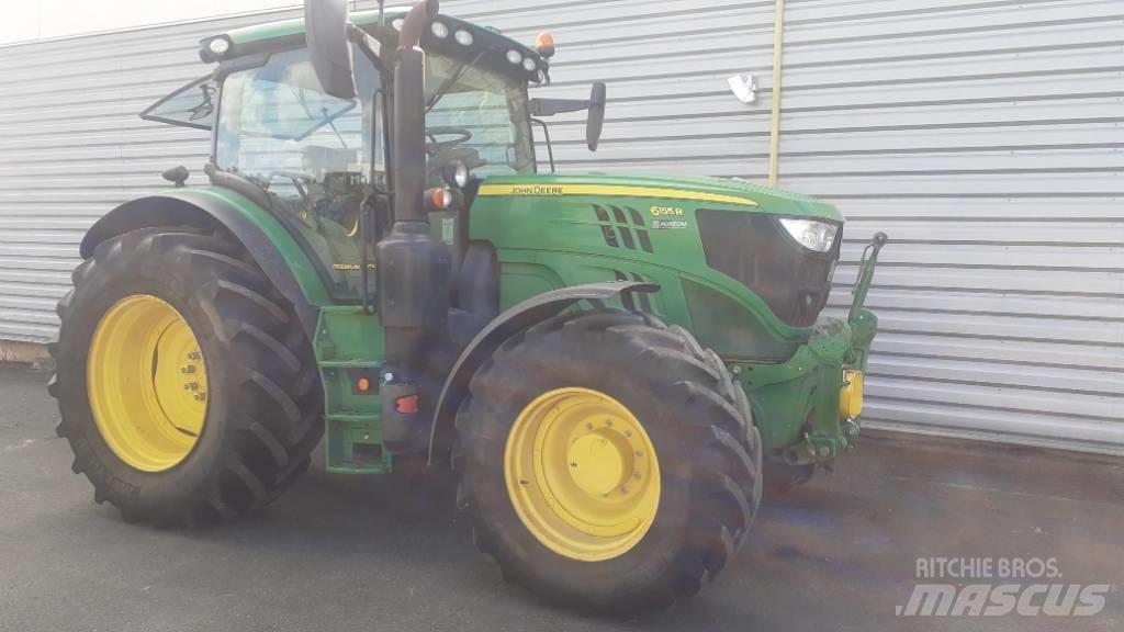 John Deere 6155R Traktori