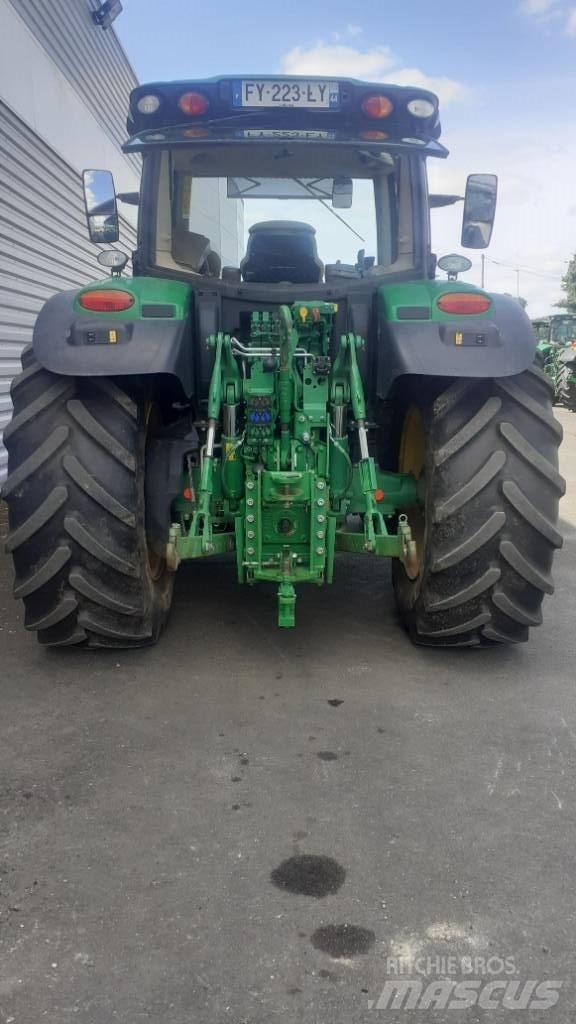John Deere 6155R Traktori