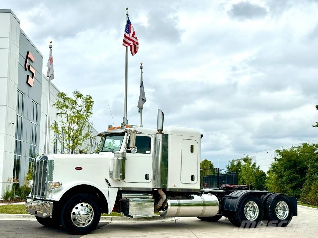 Peterbilt 388 Vilcēji