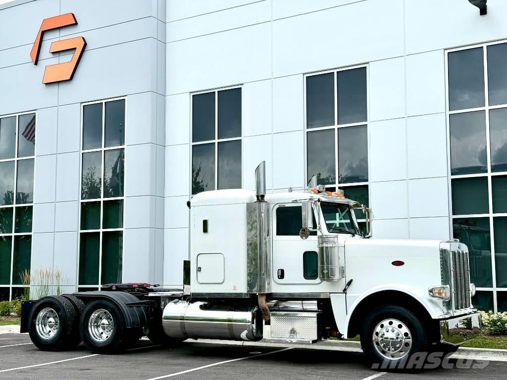 Peterbilt 388 Vilcēji