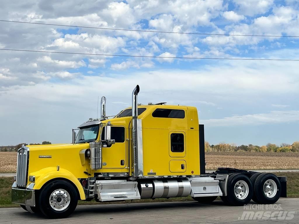 Kenworth W 900 Vilcēji