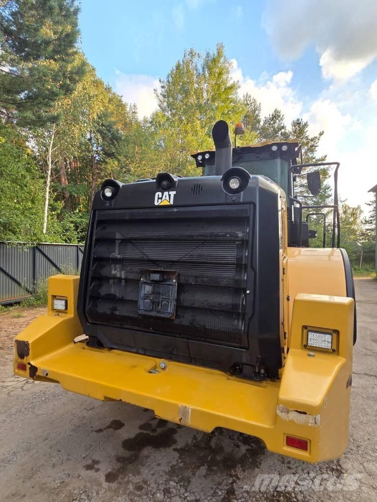 CAT 962 M Iekrāvēji uz riteņiem
