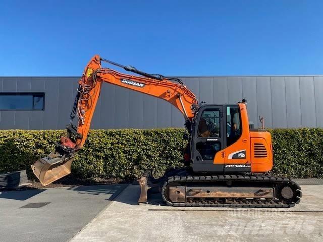 Hitachi 140W-5B Ekskavatori uz riteņiem