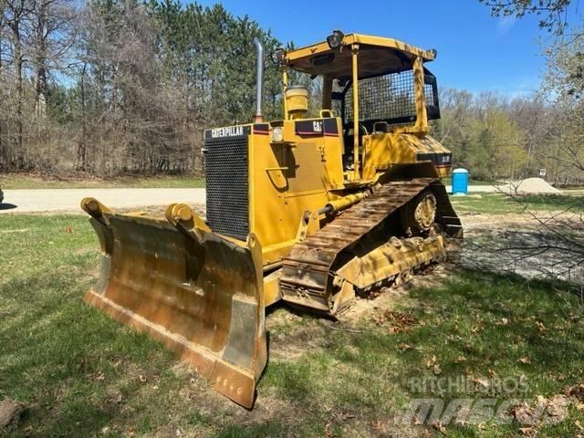 CAT D 5 M XL Kāpurķēžu buldozeri
