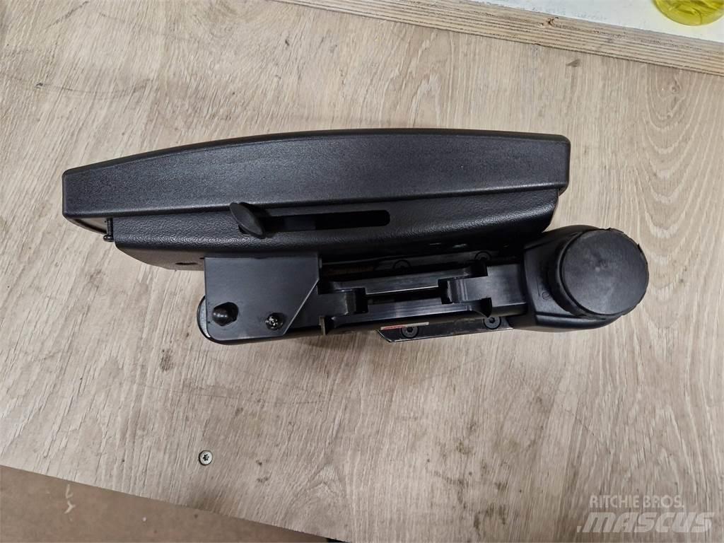 Eco Log B7033578 Kabīnes un interjers