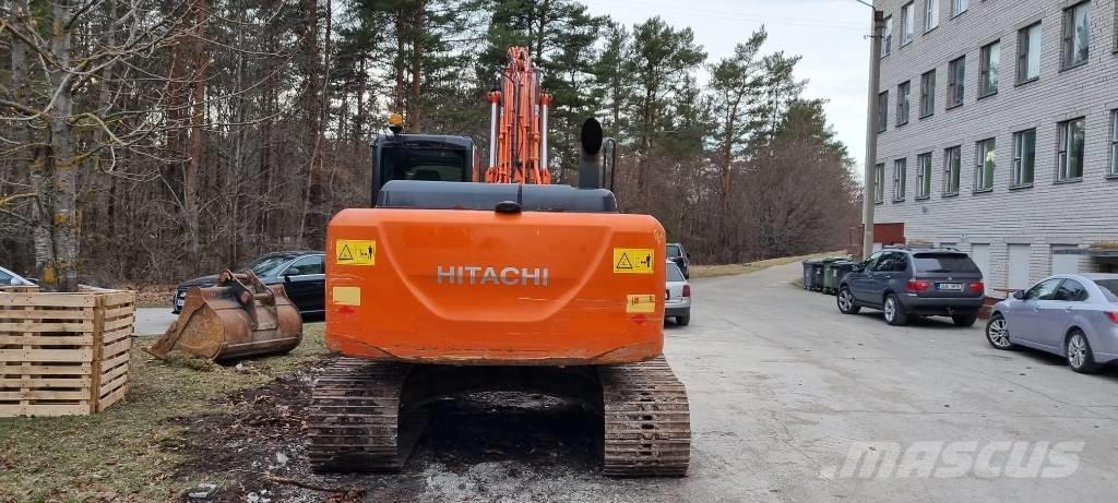 Hitachi ZX 210 LC-5B Kāpurķēžu ekskavatori