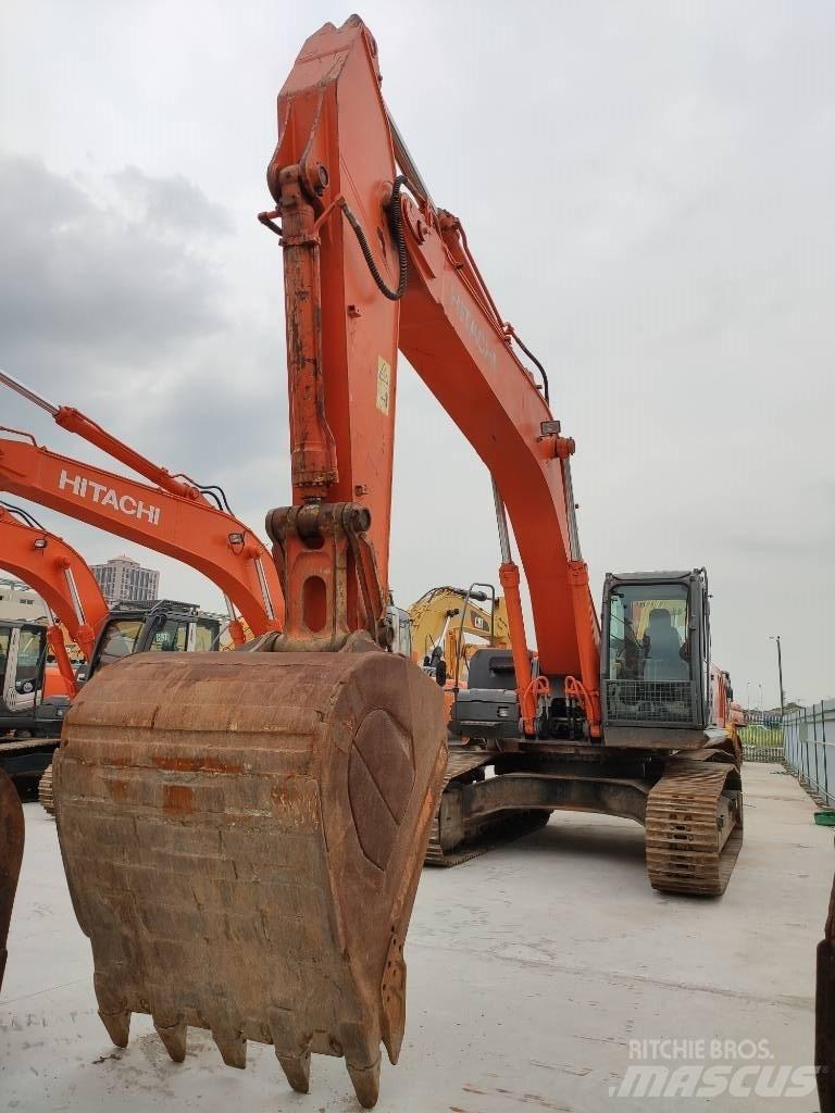 Hitachi ZX 360 Kāpurķēžu ekskavatori