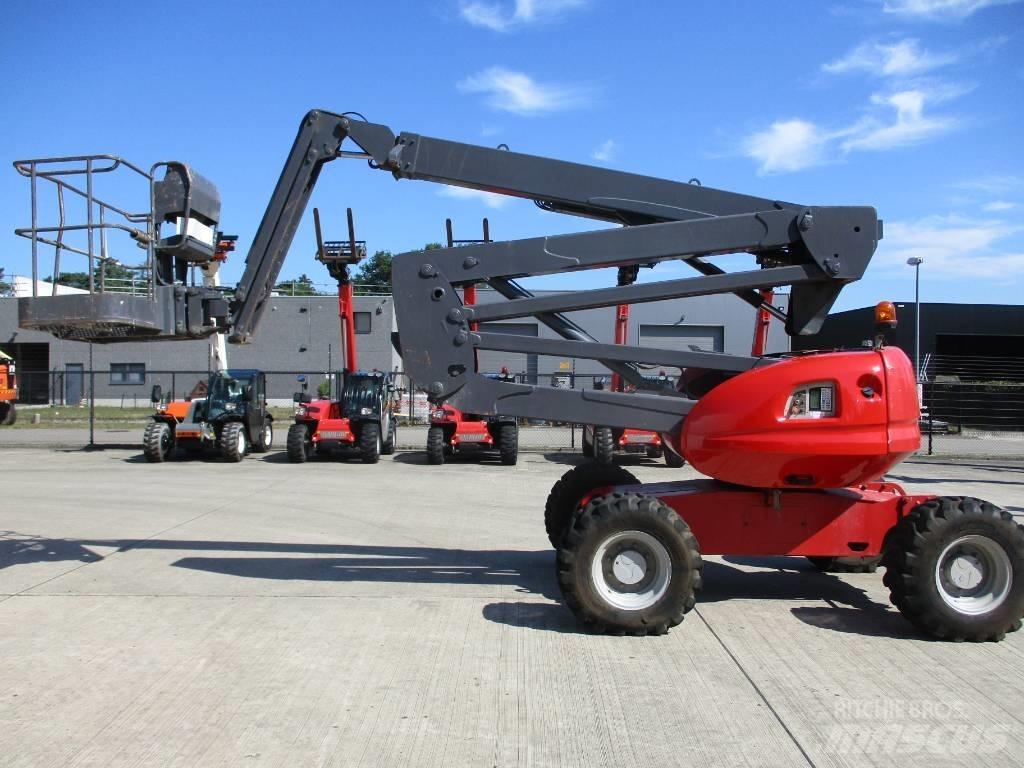 Manitou 160 ATJ (397) Kompakts pacēlājs ar rotējošu strēli