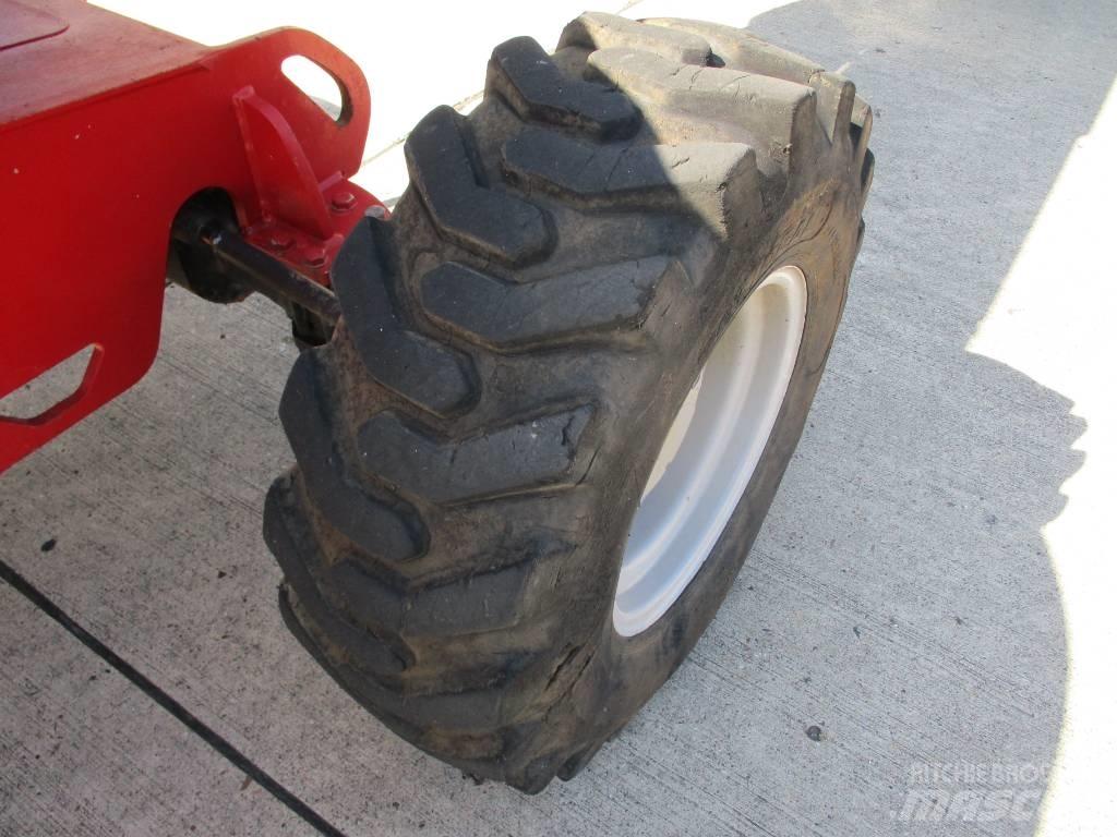 Manitou 160 ATJ (397) Kompakts pacēlājs ar rotējošu strēli