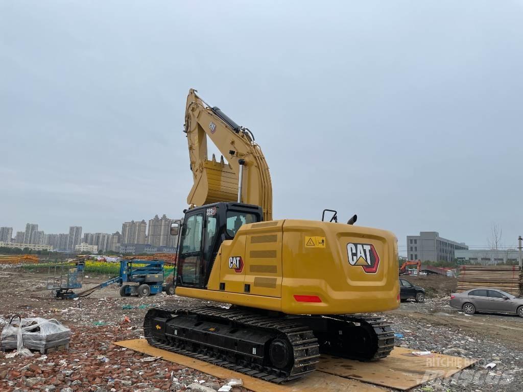 CAT 323GC Kāpurķēžu ekskavatori