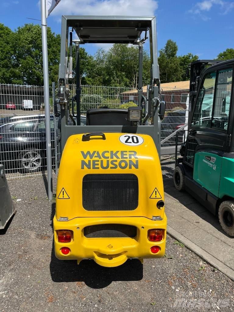 Wacker Neuson WL 20 Iekrāvēji uz riteņiem