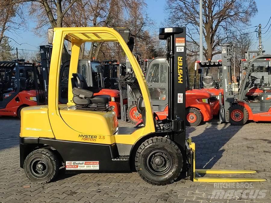 Hyster H2.5FT Tehnika ar dīzeļa dzinēju
