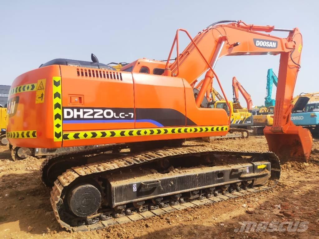Doosan DH220LC-7 Kāpurķēžu ekskavatori
