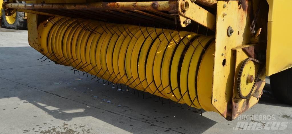 New Holland D1000 Ķīpu preses