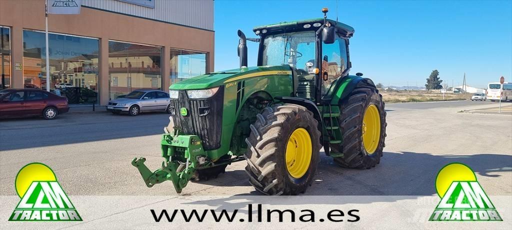 John Deere 8260 R Traktori