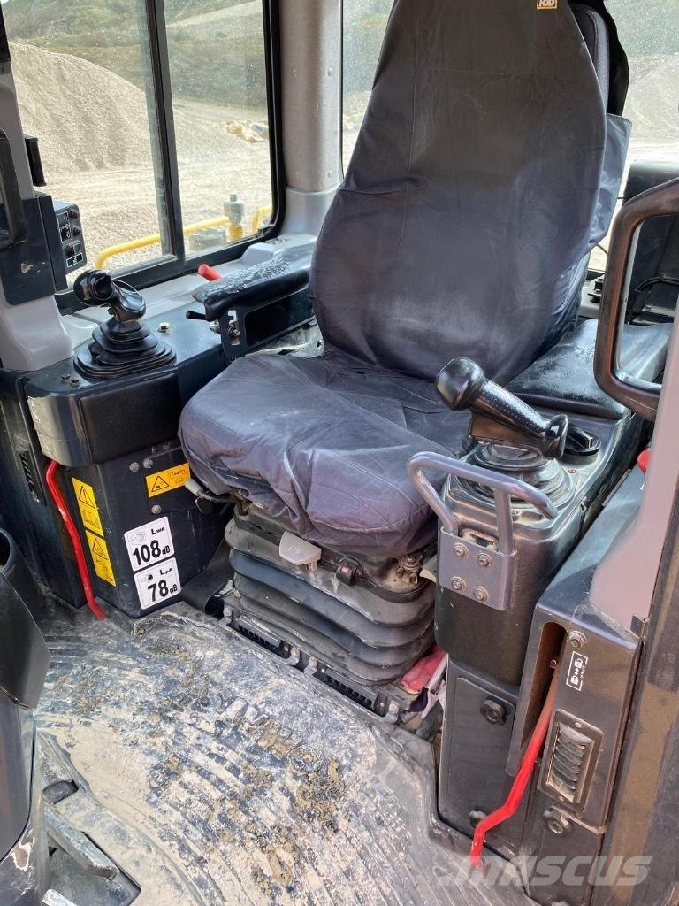 Komatsu DX65PXi-18 Kāpurķēžu buldozeri