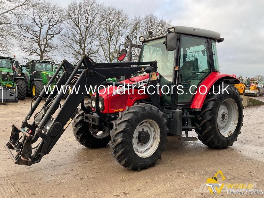 Massey Ferguson 5455 Traktori