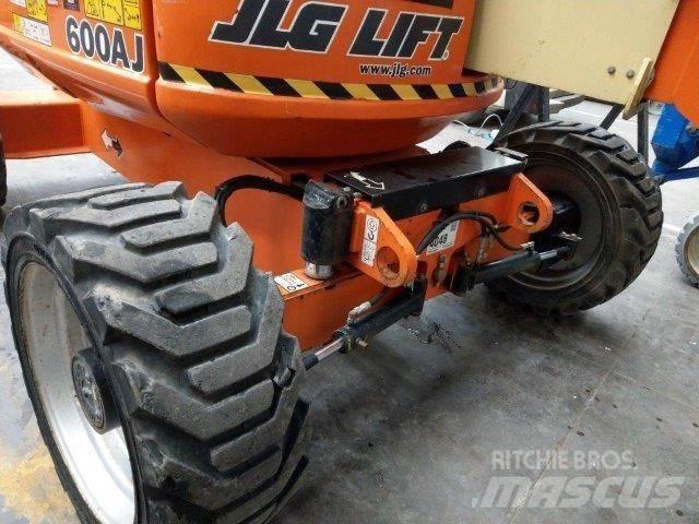 JLG 600AJ Strēles pacēlāji