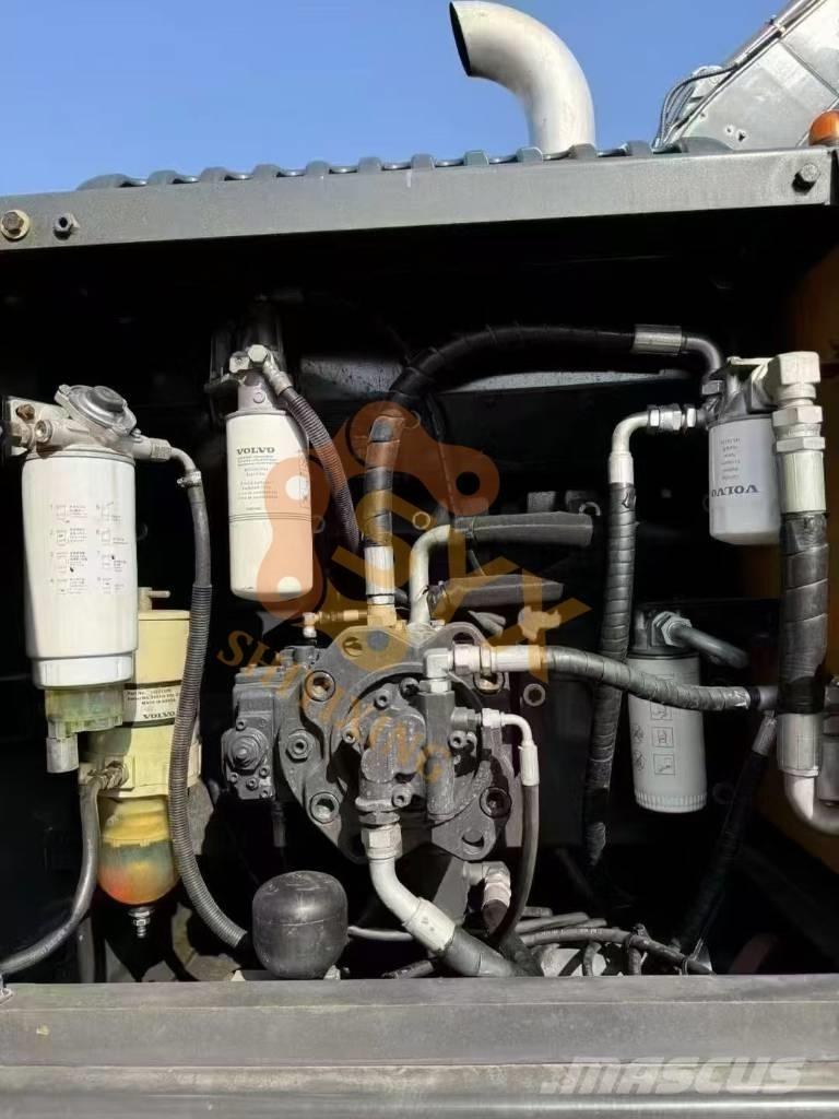 Volvo EC 240 D Kāpurķēžu ekskavatori