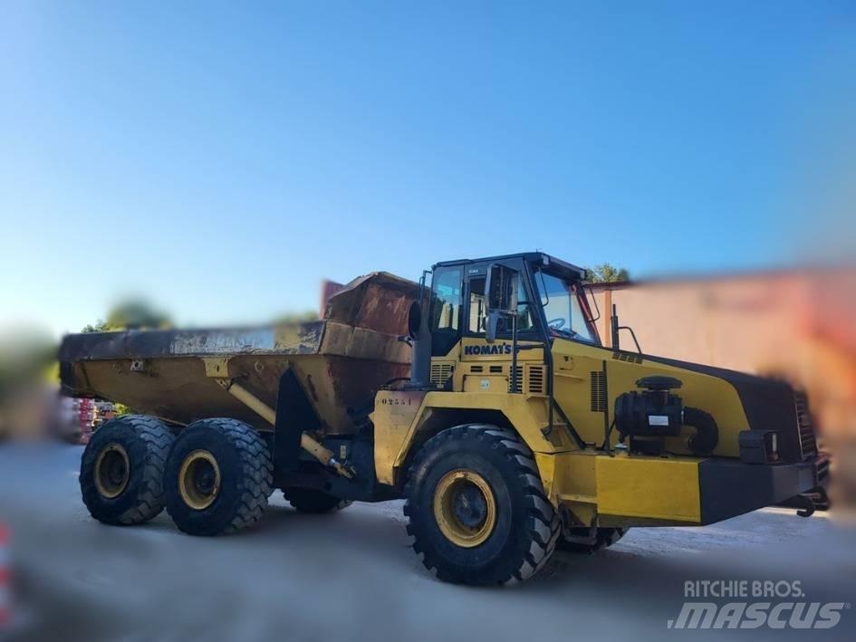 Komatsu HM 300 Artikulētie pašizgāzēji