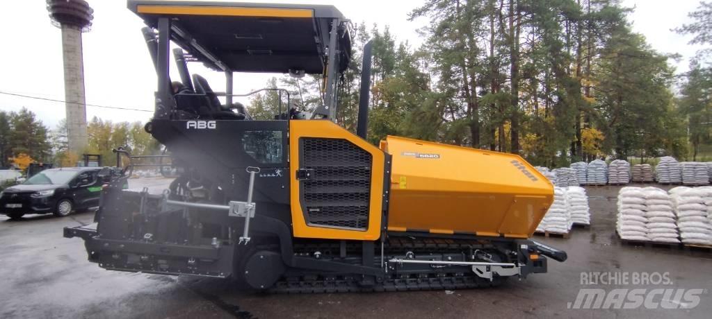 ABG 6820 Asfalta klājēji