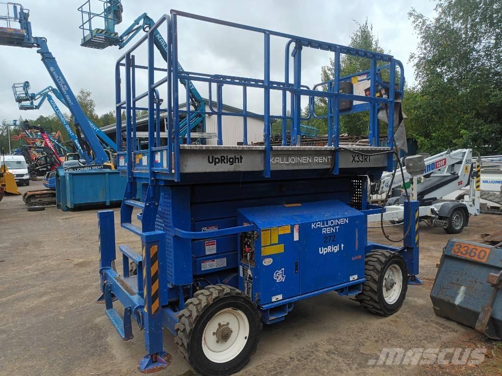 UpRight X33RT Šķerveida pacēlāji