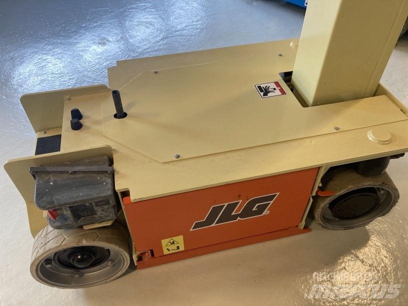 JLG 1230 ES Vertikālie pacēlāji