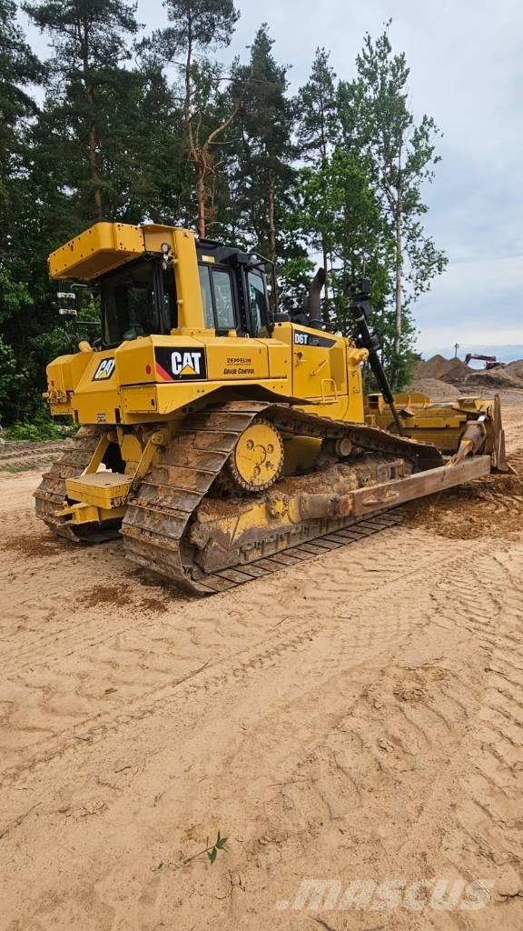 CAT D 6 T LGP Kāpurķēžu buldozeri