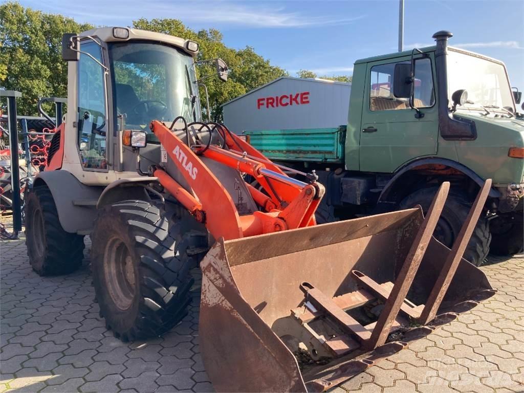 Atlas AR 80 Iekrāvēji uz riteņiem