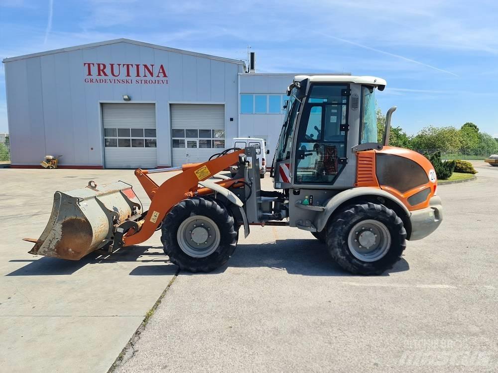 Atlas AR75e Iekrāvēji uz riteņiem