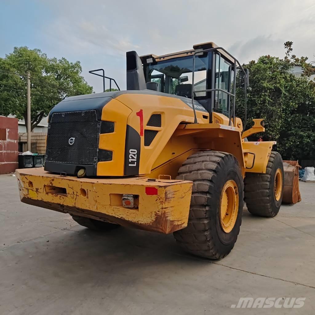 Volvo L 120 E Iekrāvēji uz riteņiem