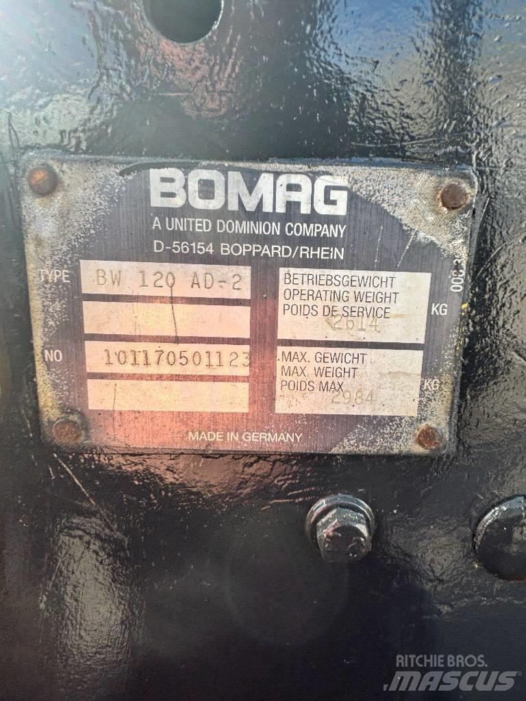 Bomag BW 120 AD-2 Divvalču grunts veltņi