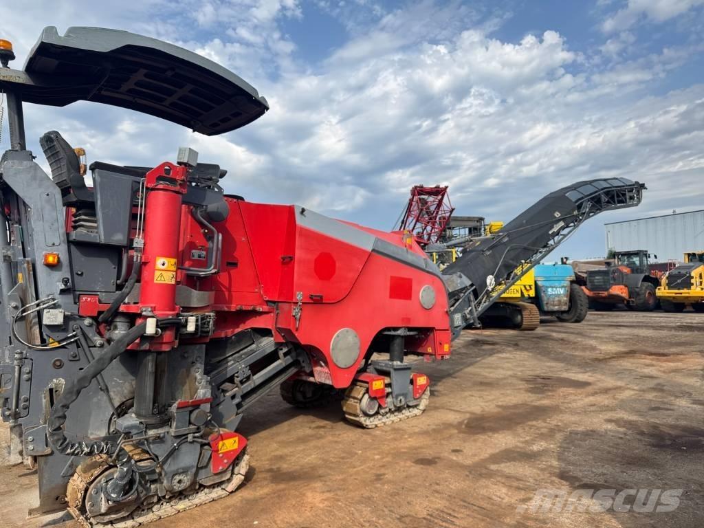 Wirtgen W 100 F Asfalta dzesēšanas iekārtas