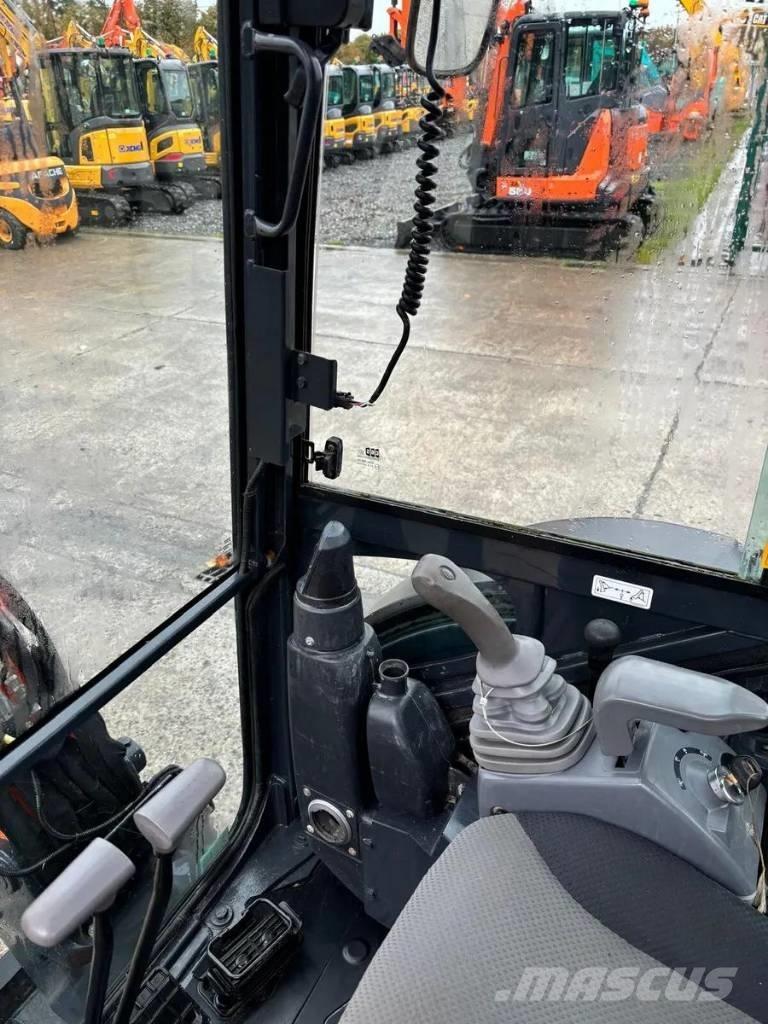 Hitachi ZX26U-6CR Mini ekskavatori < 7 t