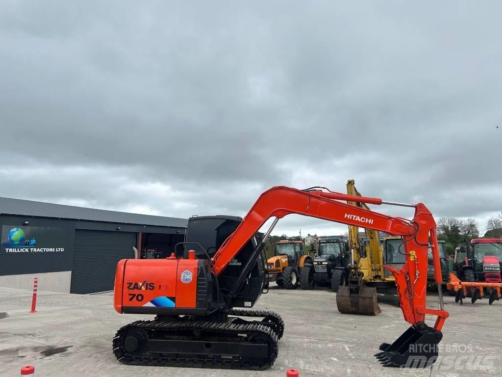 Hitachi Zaxis 70 Vidēja lieluma ekskavatori 7 t - 12 t