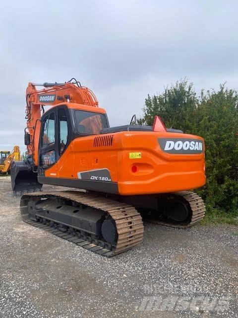 Doosan DX 180 LC Kāpurķēžu ekskavatori
