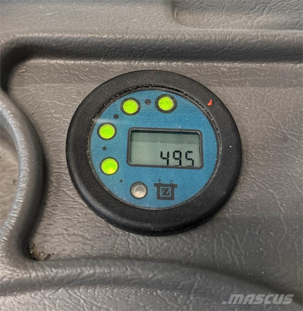 Atlet A160 Pašgājēji krautnētāji