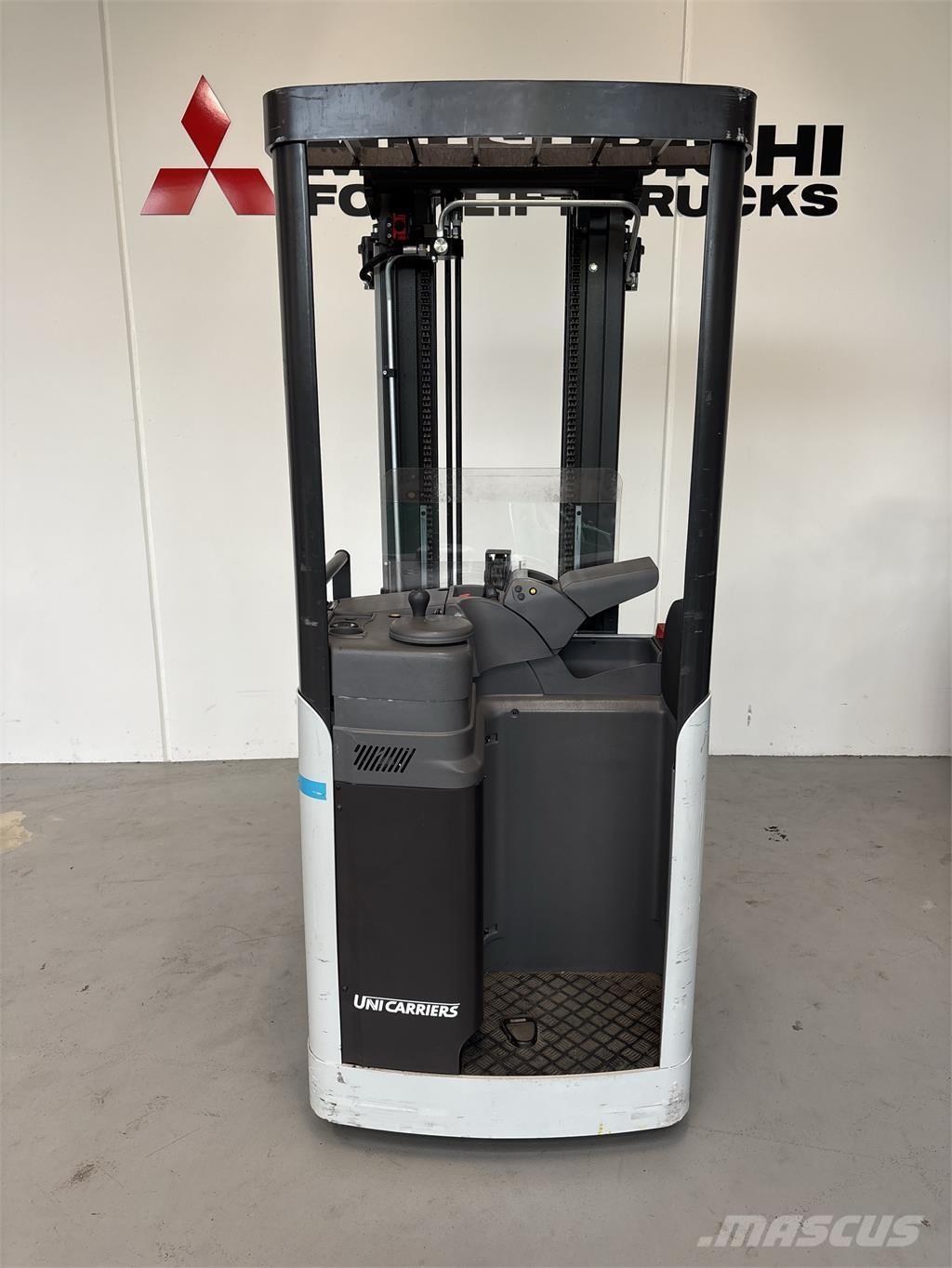 Atlet A160 Pašgājēji krautnētāji