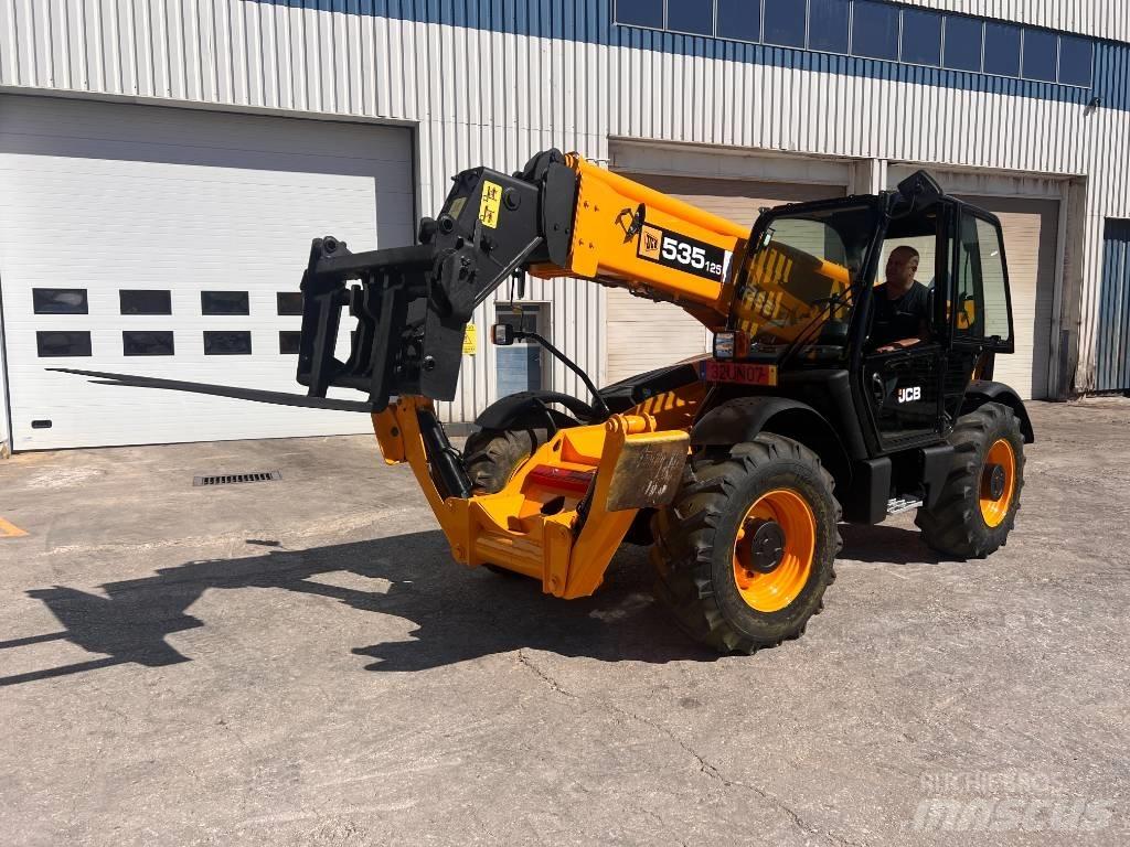JCB 535-125 Teleskopiskie manipulatori