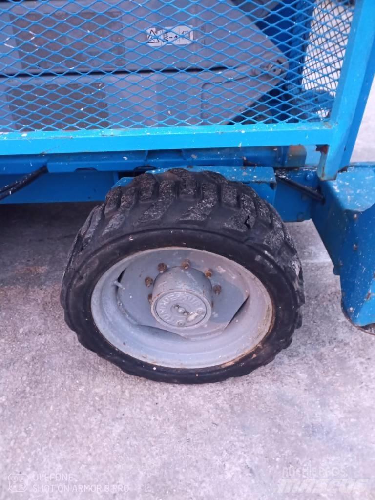 Genie GS 4390 RT Šķerveida pacēlāji