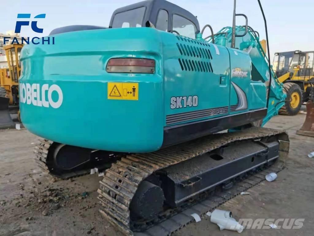 Kobelco 140 LC Kāpurķēžu ekskavatori