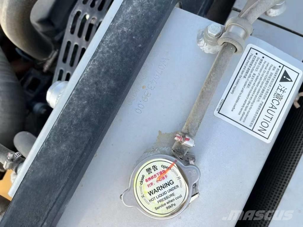 XCMG XE200DA Kāpurķēžu ekskavatori