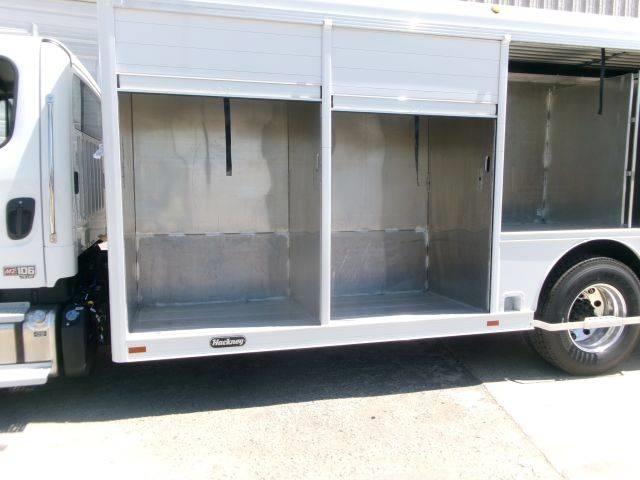 Freightliner M2 Dzērienu piegāds kravas mašīnas