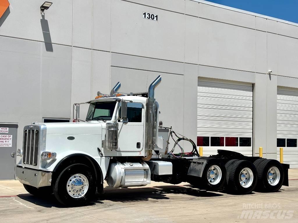 Peterbilt 388 Vilcēji