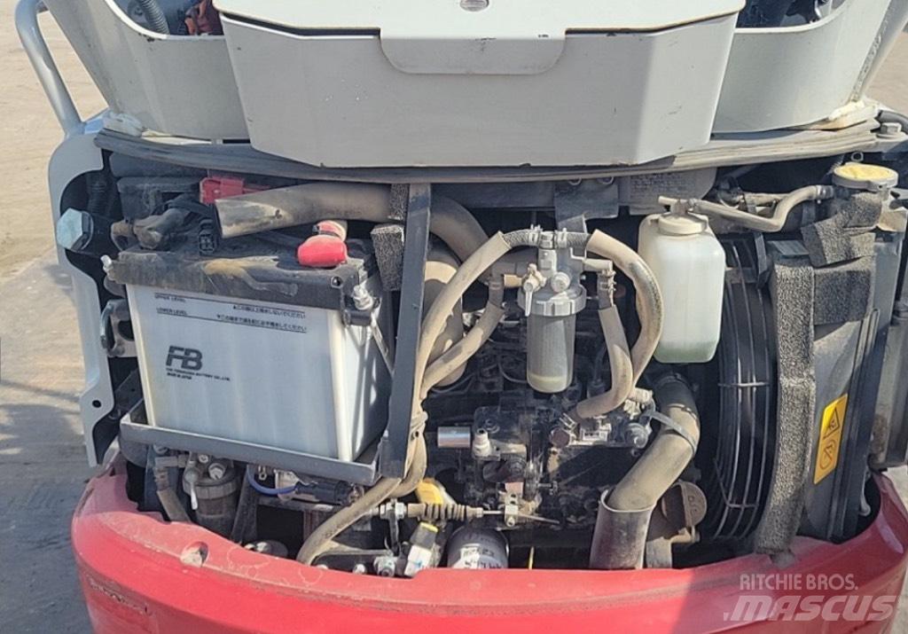 Takeuchi TB 217 R Mini ekskavatori < 7 t